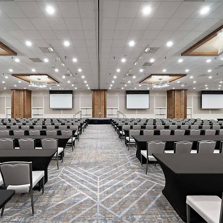 Hotel Hilton College Station & Conference Center Zewnętrze zdjęcie