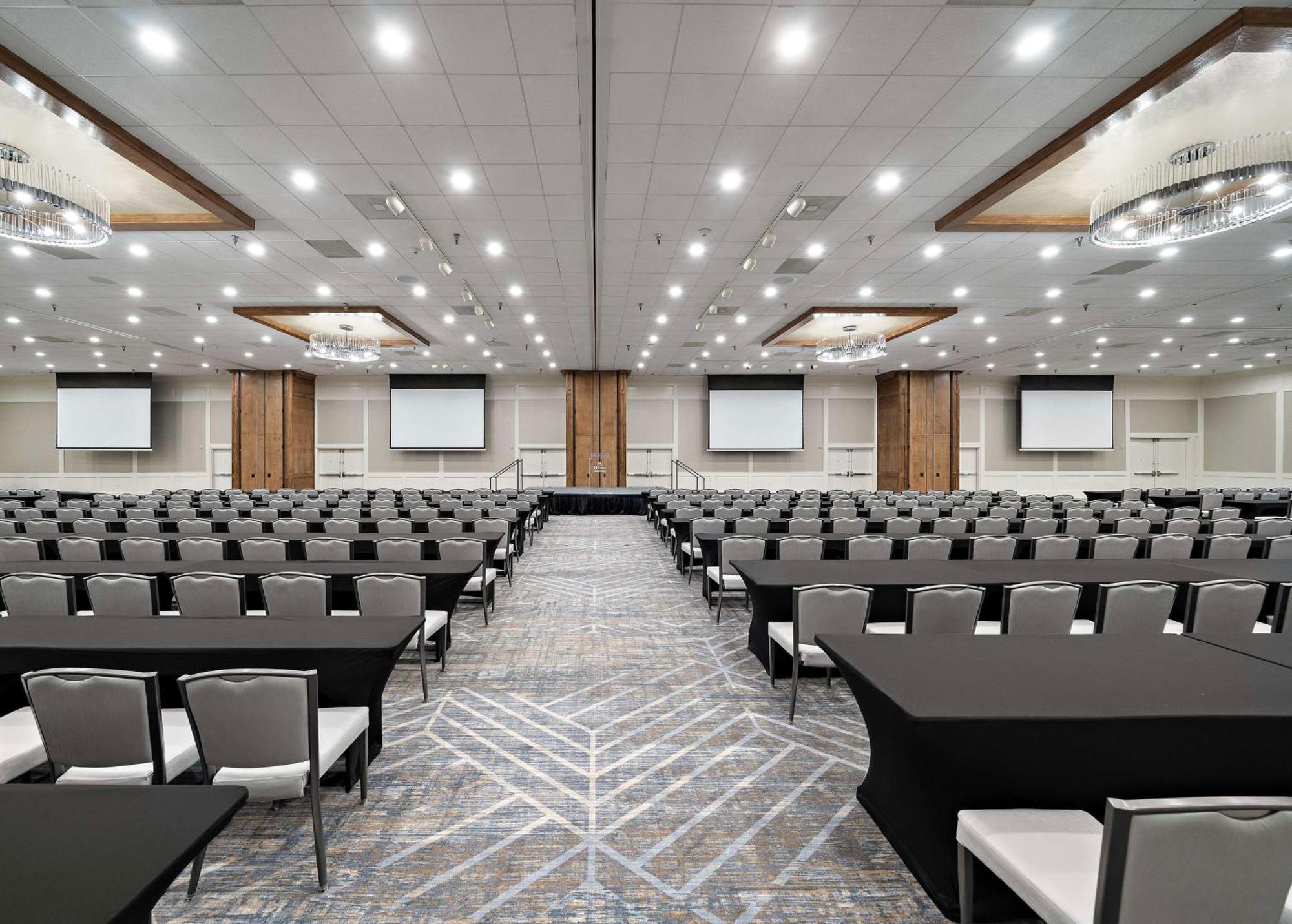 Hotel Hilton College Station & Conference Center Zewnętrze zdjęcie